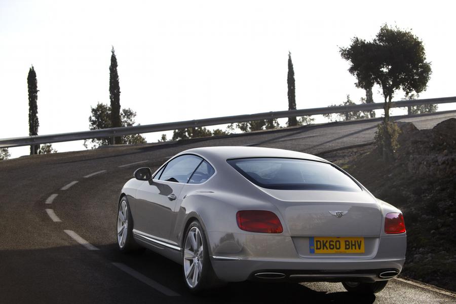  Bentley Continental GT 2011 года  (фото 40 из 151)